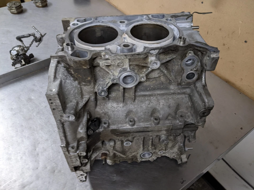 Engine Cylinder Block For 13-16 Subaru BRZ 2.0 11010AB450 Gas - Image 2 of 4