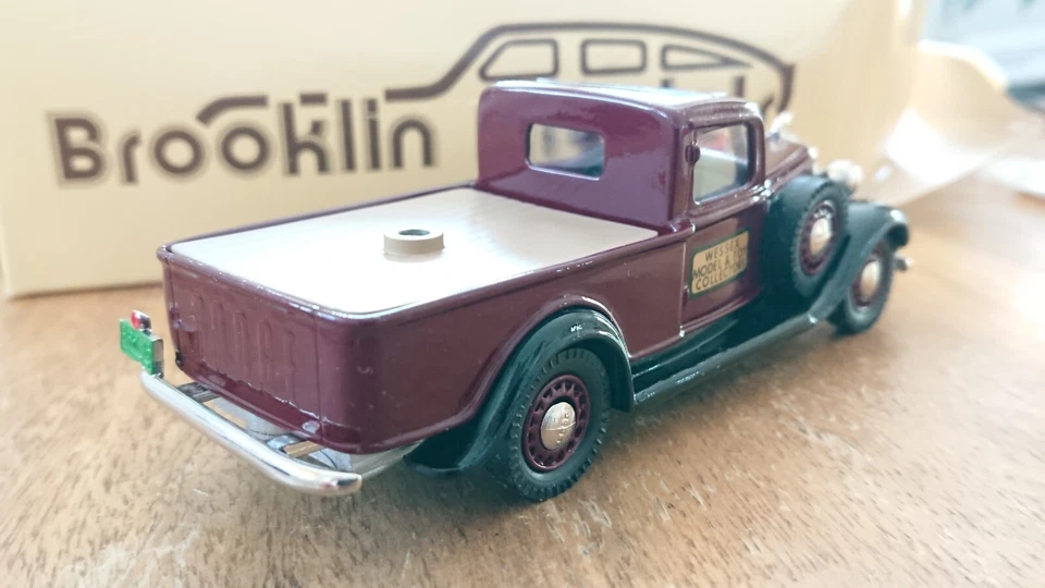 Brooklin Models BRK 16X 1935 Dodge Pick Up W.M.T.C. 1990 Maroon - Image 4 of 4