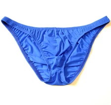 Mens Ice Silky Comfortable Bikini Bulge Contoured Pouch Briefs Panties Colors