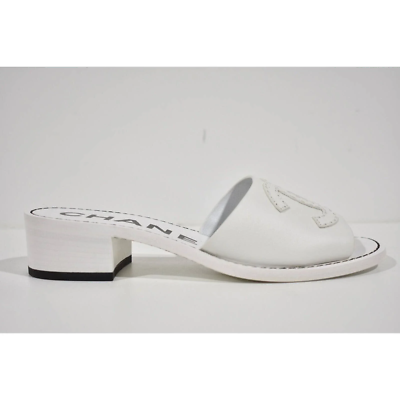Chanel 22S White Calfskin Leather CC Logo Mules Slide Sandal Block