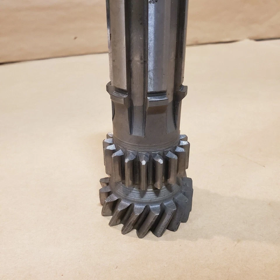 Engranaje de contraeje original Triumph TR6 1969-1976 17 dientes UKC662 OEM Foto 2 de 4