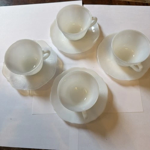 Macbeth Evans American Sweetheart Monax Cup & Saucer Depression Glass Set of 4