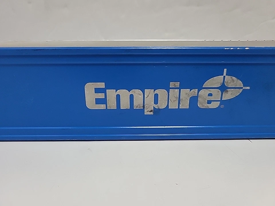 Empire Level eXT40  24"- 40" Extendable True Blue Box Level (Q) - Image 3 of 4
