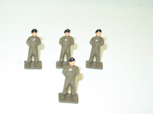 Dinky Toys, 1X Military Soldier at Attention, Arms Behind Back Ref 160 Cnbdd - Picture 3 of 4