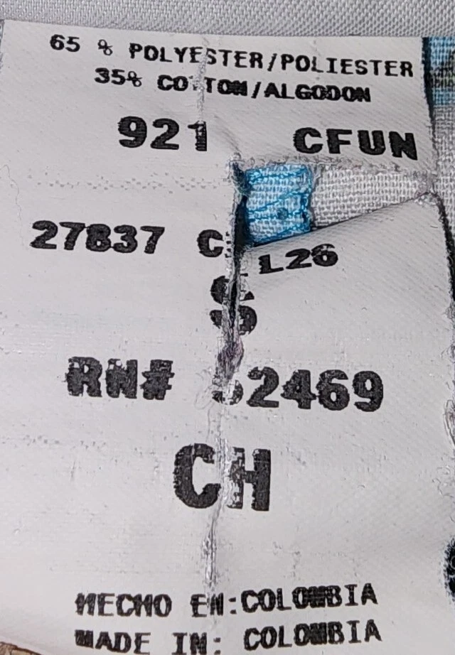 Women’s Christmas Scrub Top S -JOY TO THE WORLD PEACE ON EARTH SEASONS GREETINGS - Image 4 of 4