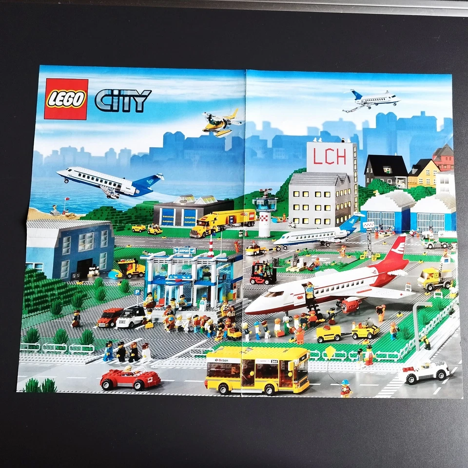 Lego fold-out Poster. 2010 . Size 52 x 41 cm. Lego Kingdoms. City. - Image 2 of 2