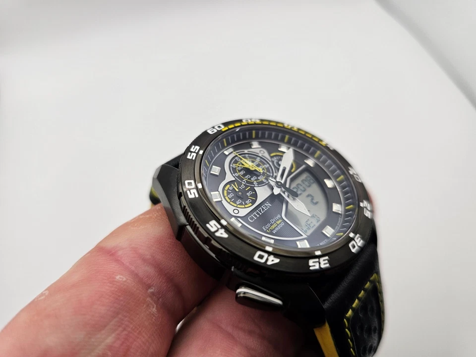 Citizen watch Promaster Jw0125-00e Super Cronograph Agent M ECO DRIVE - Imagem 4 de 4