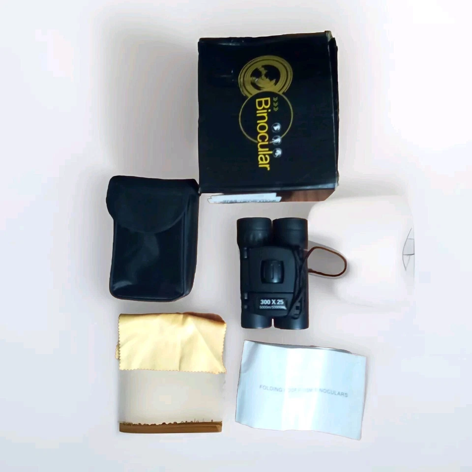 Folding Roof Prism Binoculars With Case - Image 3 of 4