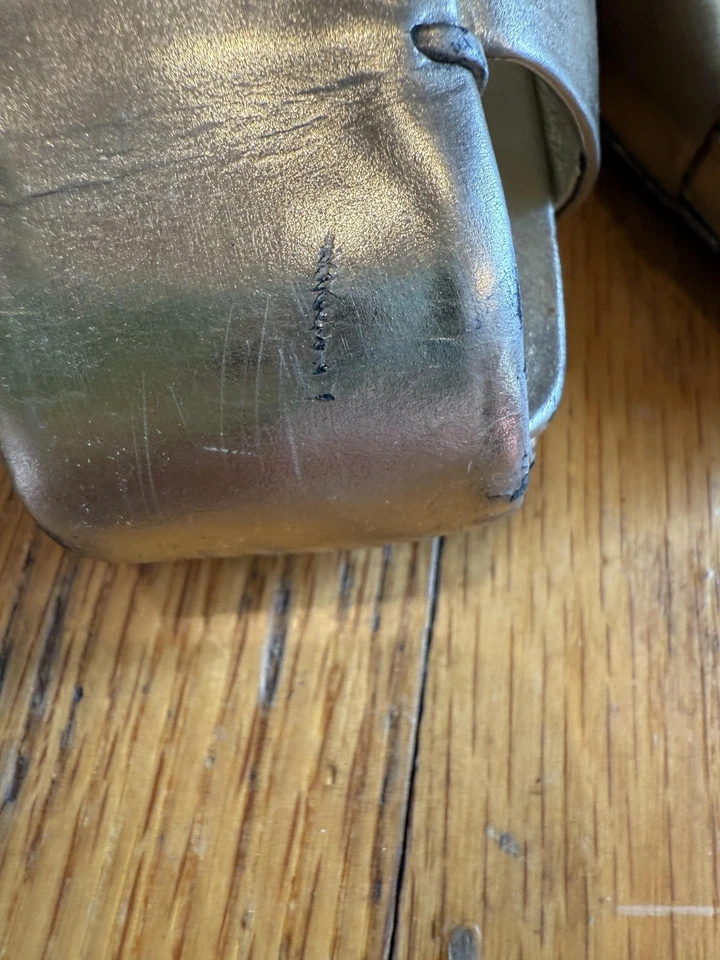 Zapatos Yves Saint Laurent para mujer talla 38 dorados punta abierta plataforma tacones altos Italia Foto 3 de 4