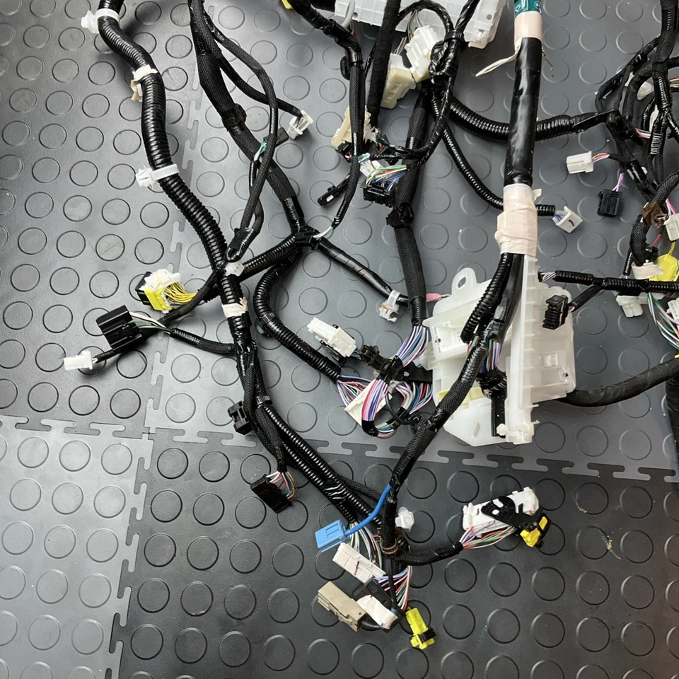 2022 2023 2024 TOYOTA TUNDRA DASHBOARD WIRE HARNESS 82141-0CL00f OEM - Image 2 of 4