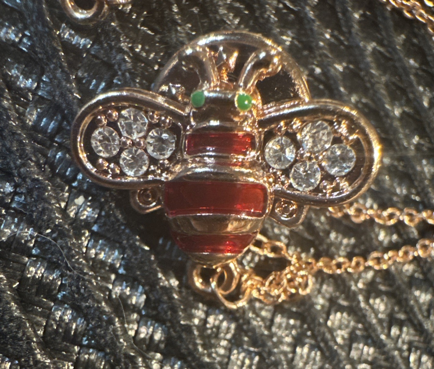 Bumble Bee Elegant Vintage Double Chain Pin With Butterfly Earrings & Pin Lot