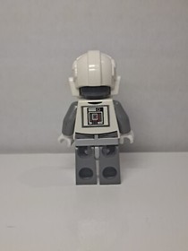 Lego Star Wars AT-AT Driver Minifigure
