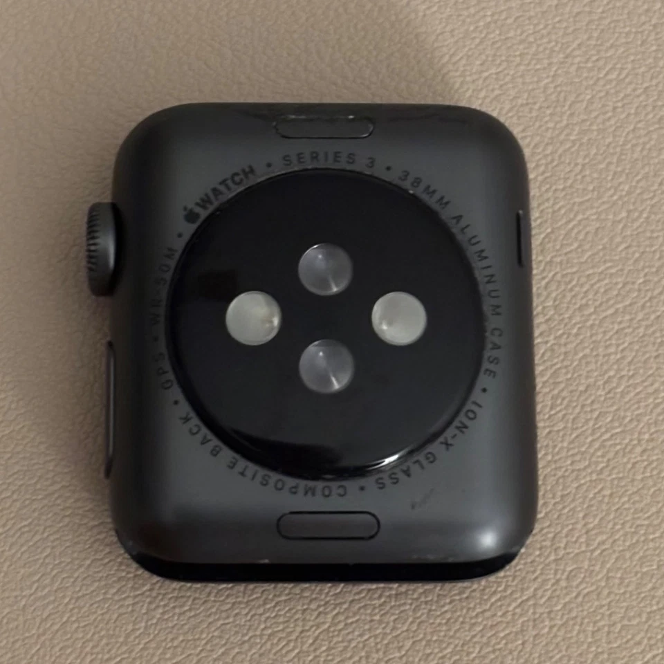 Apple Watch Series 3 38mm GPS Space Grey Smartwatch - Fully Working / Scratches - Image 3 of 4