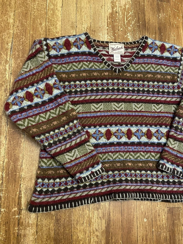 Vintage Woolrich 3D Knit Patterned Multicolor Wool Knit V-Neck Sweater Large - Image 2 of 4