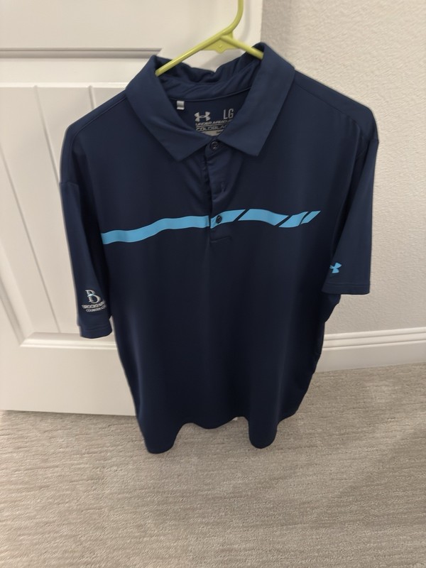 Under Armour Golf Shirt. Navy. Men’s Large. Logo On Sleeve.