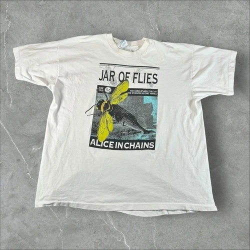 Alice In Chains Shirt Men XL White Grunge Band 1990s vintage concert t-shirt, vintage, size XL, single stitch, B+ condition