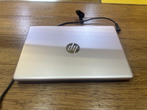 HP 11-Ak0514sa Stream With Charger 11-Ak0514sa Intel Celeron N4020 4GB 64gb SSD - Picture 4 of 11