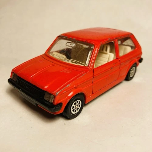 Corgi Toys  : Austin Mini Metro 1.3 HLS  Red - Original Vintage (ref29)