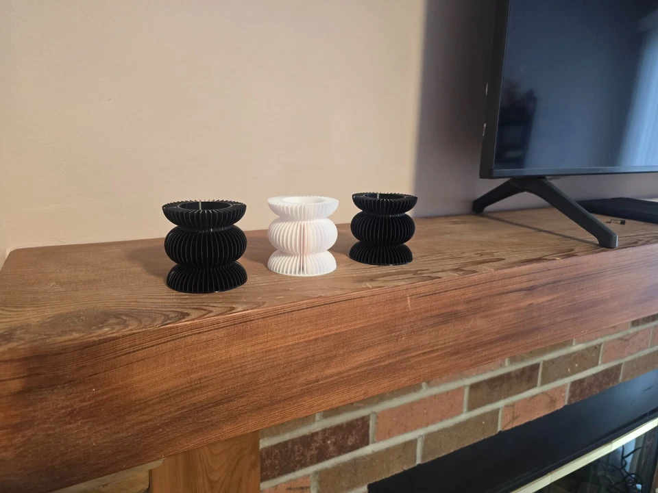 Juego de 3 Candelabros Tealight - Elegante Combo Blanco, Negro y Blanco-Negro - Foto 4 de 4