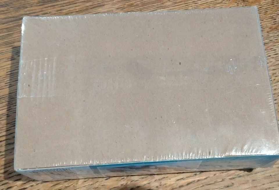 Revell Snaptite 1990 Al Unser Jr. Valvoline Indy Car 1:32 - Image 4 of 4