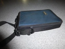 Nintendo Game Boy carrying case with shoulder strap G1 qu b