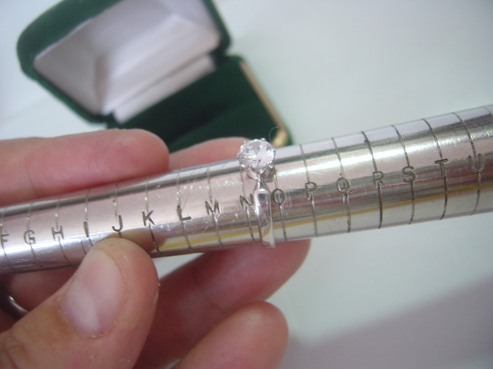 BEAUTIFUL SOLID SILVER RING-SUPERB SINGLE SPARKLY… - image 7