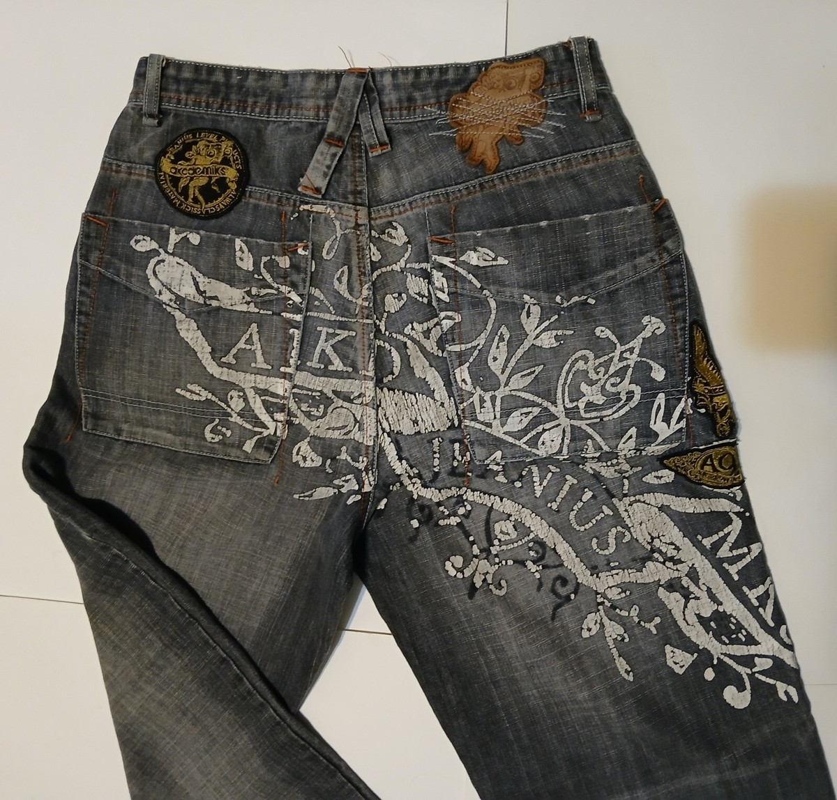 s-l1200.jpg s-l1200.jpg