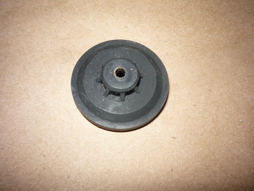 Kenwood KD-67F Turntable Part   - Original Rubber Foot (1)