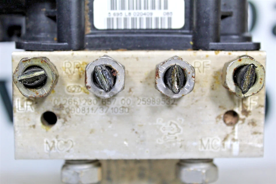 Módulo de control de bomba de freno antibloqueo ABS Chevrolet Tahoe 2009-14 25989532 5P2 917 Foto 3 de 4