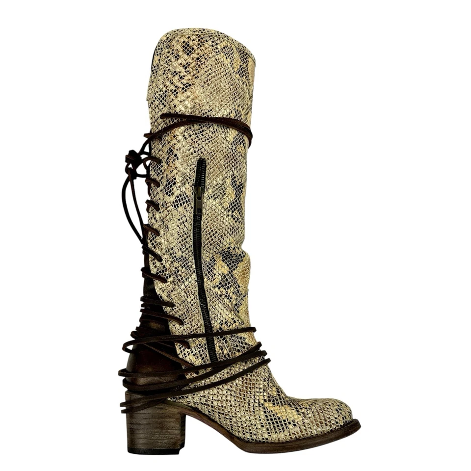 Botas altas de cuero Freebird Stephen carbón estampado de serpiente talla 7 - marrón crema Foto 3 de 4