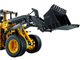 LEGO Technic 42030 Volvo L350F Wheel Loader Remote-Controlled 1636pcs NEW Sealed