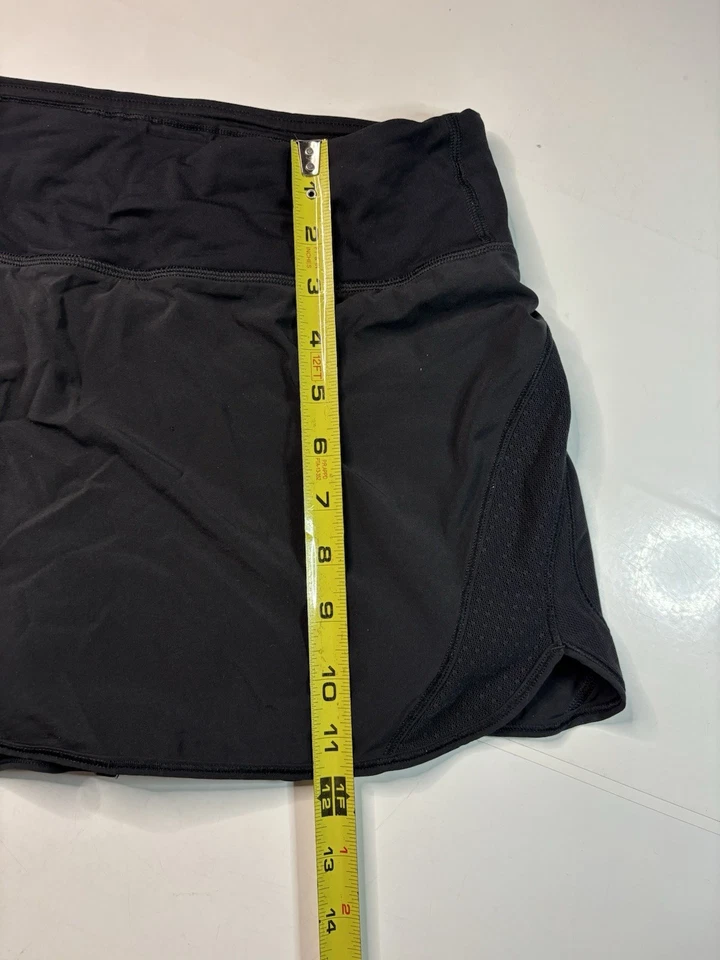 Falda de tenis negra Lululemon para mujer atlética tenis golf talla 8 pantalones cortos Foto 2 de 4