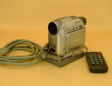 Sony Handycam DCR-HC32 NTSC Mini DV Digital Video Camera Bundle TESTED  READ 