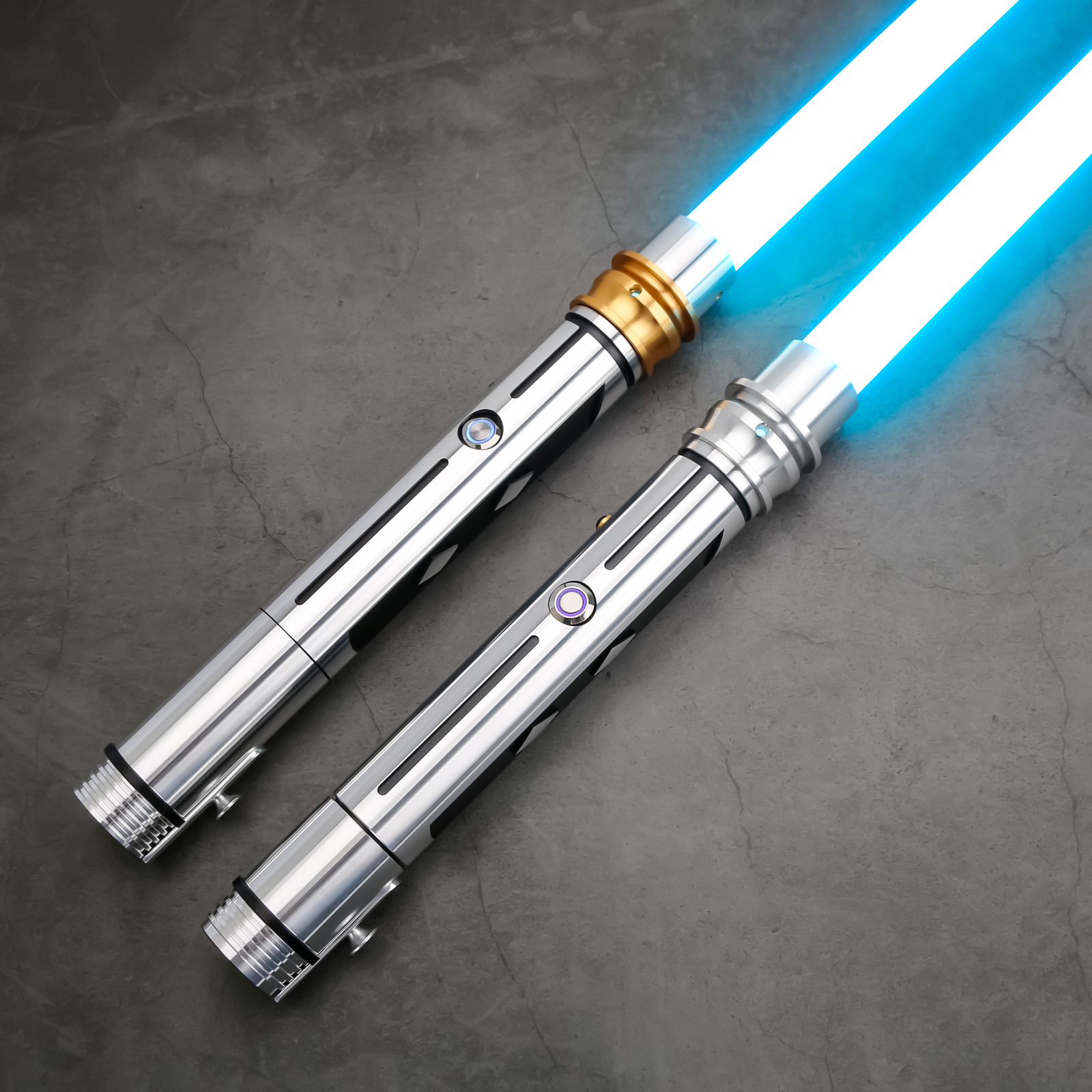 Réplica de sable de luz Star Wars Ahsoka Tano Force FX Duelo recargable de metal APP