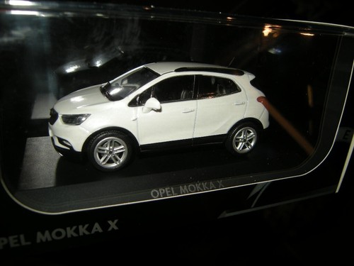 1:43 Verticas GmbH Opel Collection Opel Mokka X Abalone weiss/white in OVP - 第 1/1 張圖片