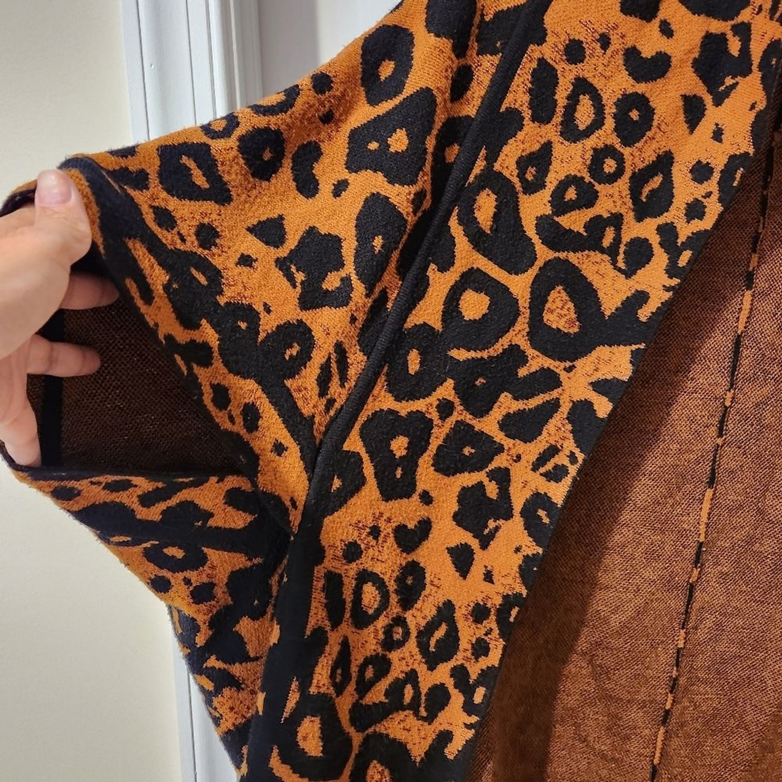 Ming Wang medium leopard cardigan - image 9