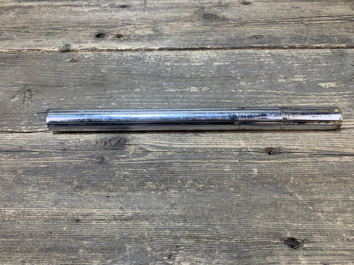 Fluted Seat Post 22.2 Old BMX シルバー Fluted Seat Post 22.2 Old BMX シルバー