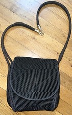 Pre Owned Vintage De Vecchi Hamilton Black Textured Fabric Shoulder Bag Handbag