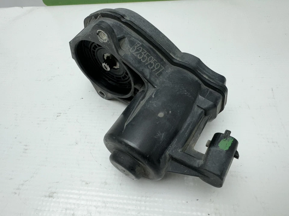 Actuador de freno de estacionamiento trasero derecho Buick Lacrosse 2018 2019 fabricante de equipos originales Foto 2 de 4