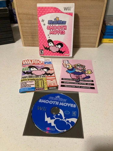 WarioWare: Smooth Moves Nintendo Wii CIB Complete