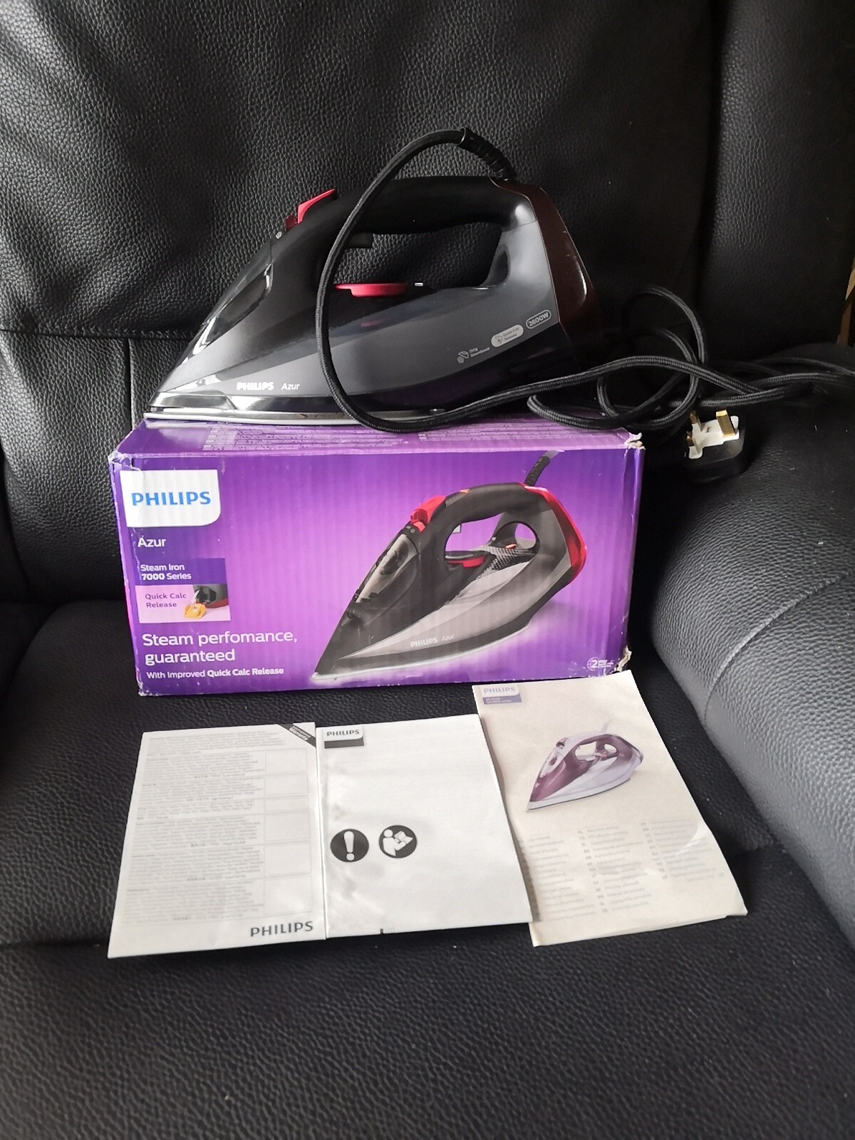 Plancha de vapor Philips Azur con suela de refuerzo de vapor y deslizamiento 2600 W