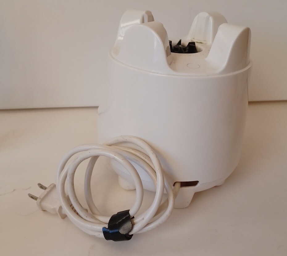 Cuisinart SmartPower Duet Blender/Food Processor BFP703 Base Motor