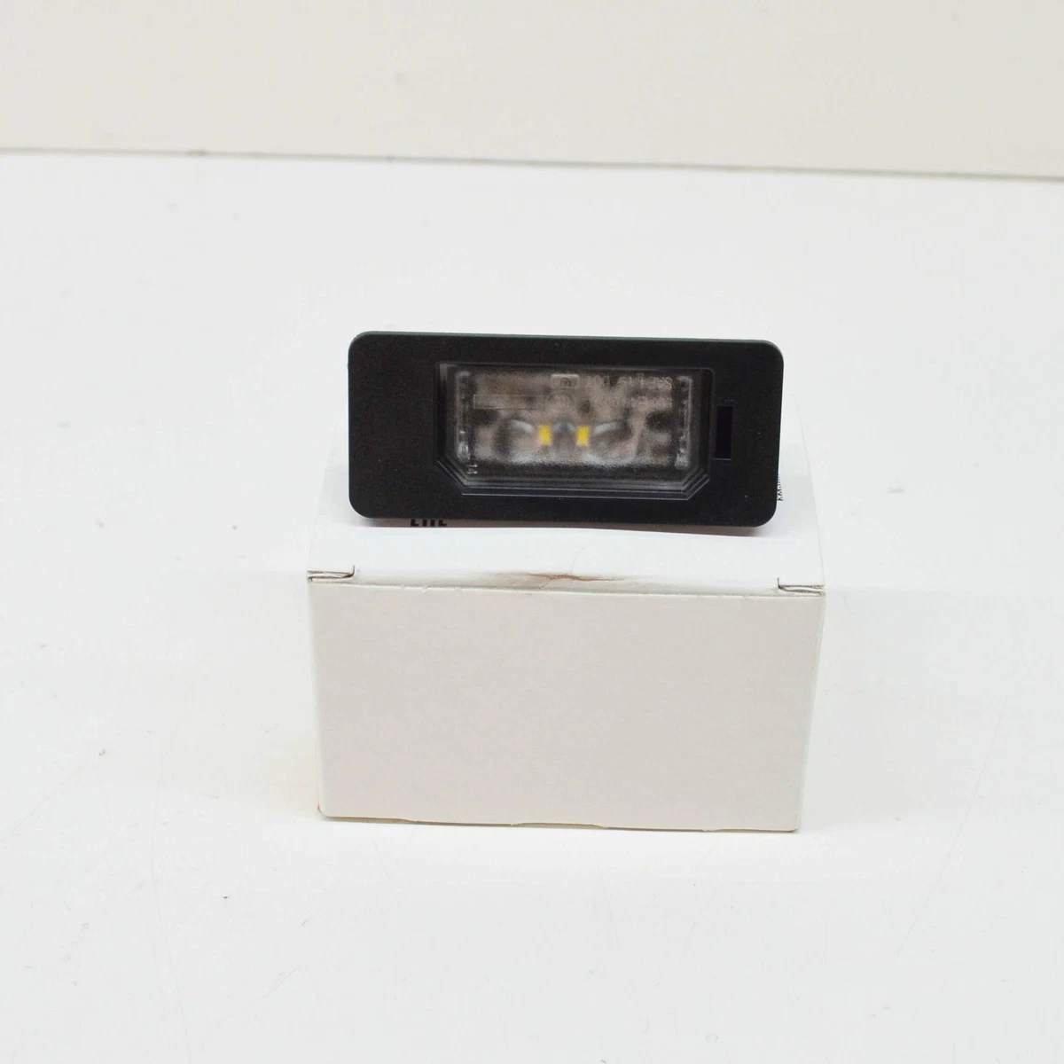 NEU BMW 4 COUPE G22 HECKKENNZEICHEN LED-NUMMERNSCHEINWERFER 