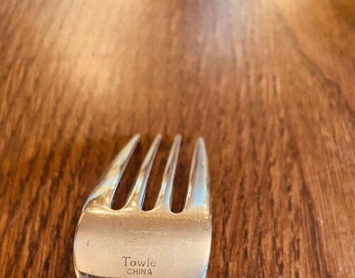 Towle Loop Posate Inox Traforate Cina 4- Cucchiaini 6 1/2" - Foto 4 di 4