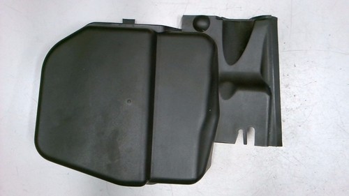 Microfilter Abdeckung Gehäuse Rechts 64316925018 BMW 318d DPF Touring Bj 2008