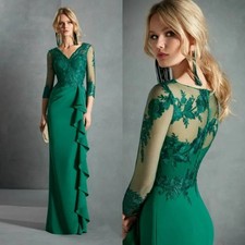 Green Mother Of The Bride Dresses Long Sleeves Lace Applique Wedding Guest Dress