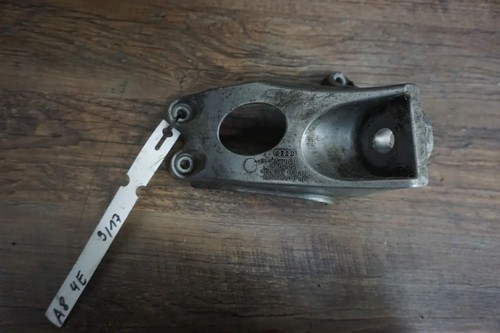 Audi A8 D3 v6 3.0 tdi  Halterung Getriebehalterung rechts 4E0399114AN Getriebe