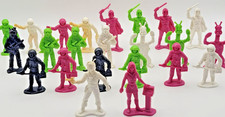 1980s Space Men Astronauts  Aliens Lot   Neon Pink Green Black   MPC Style-23