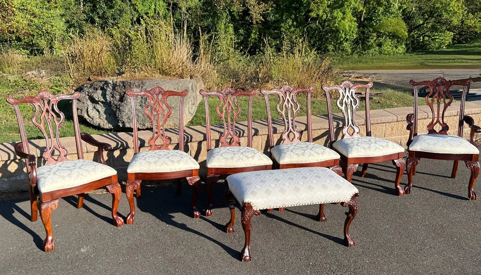 Juego de comedor Thomasville Chippendale de 6 sillas vintage y banco gratis - Hecho en EE. UU. Foto 2 de 4