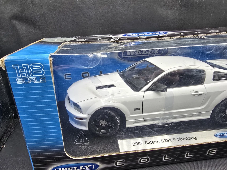 2007 Saleen S281 E Mustang White  1/18 Welly NEW READ  - Image 2 of 4
